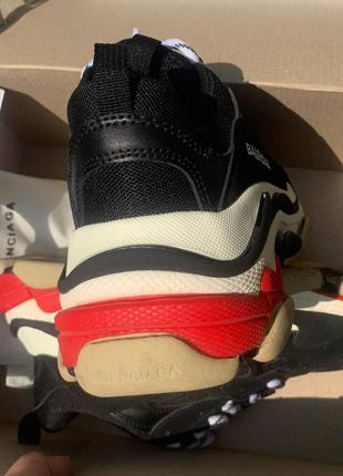 Кроссовки в стиле balenciaga triple s black beige red баленсиага5 фото