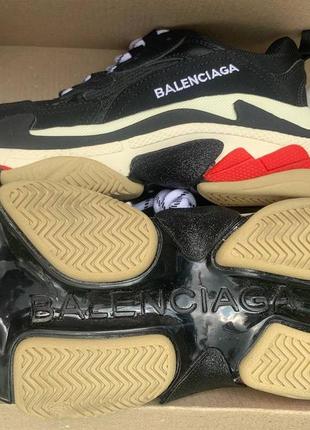 Кросівки в стилі balenciaga triple s black beige red баленсіага7 фото