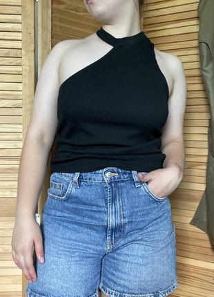 Майка на одне плече в рубчик