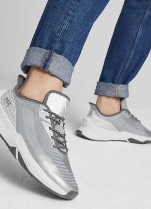 Мужские серые кроссовки puma mercedes maco si rising1 фото