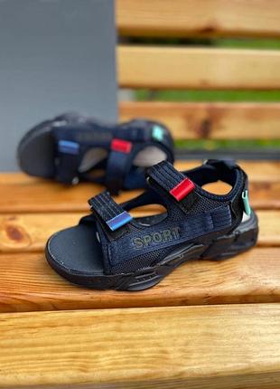 Зручні текстильні босоніжки хлопчикам