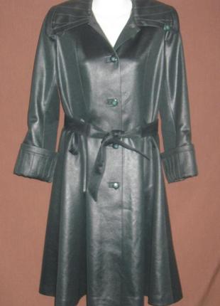 Плащ женский демисезонный. зеленый.  42 р-р