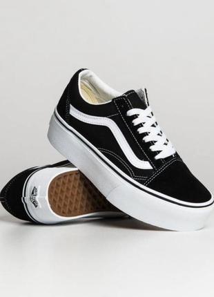 Стильні оригінал кеди на платформі vans old skool stackform platform original