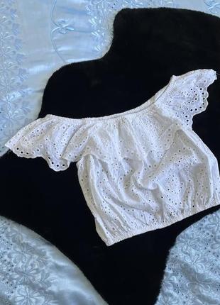 Блуза легка біла