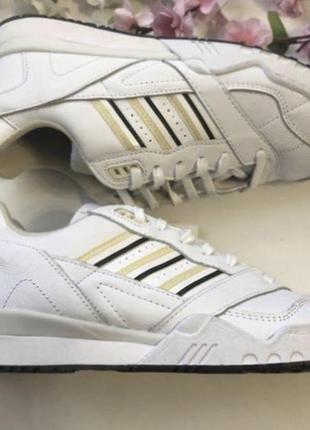 Білі корссовки adidas оригінал, чоловічі кросівки adidas адідас3 фото