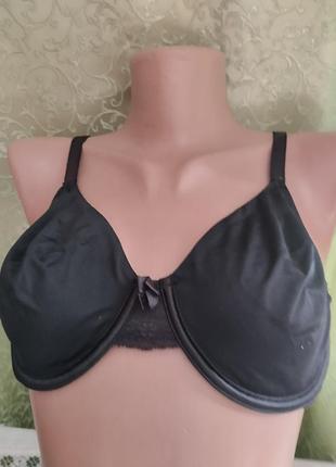 Бюстгальтер