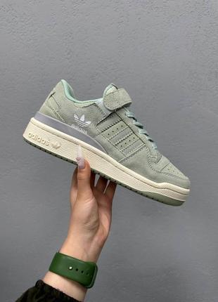 Жіночі замшеві зелені кросівки adidas originals forum 84 low green suede
