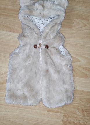 Желетка для дівчинки з вушками