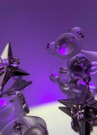Сережки в форме мишек и звёзд с камнями у2k3 фото
