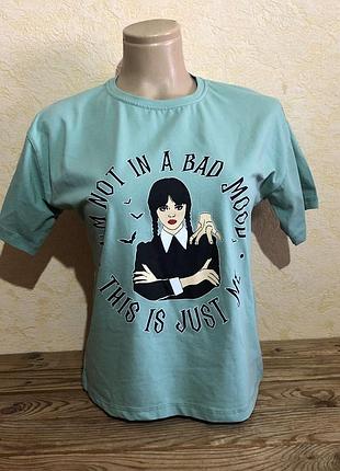 Футболка оверсайз wednesday