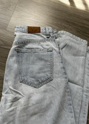 Джинсы мом, светлый джинс,стильные,идеальная посадка
