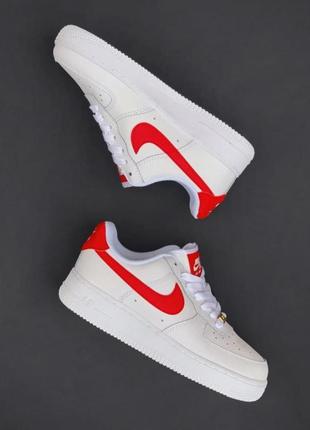 Женские кроссовки nike air force 1 white red 5 / smb2 фото