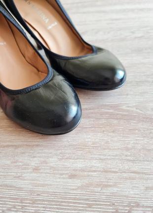 Распаровка кожаные туфли на каблуке лаковые san marina6 фото