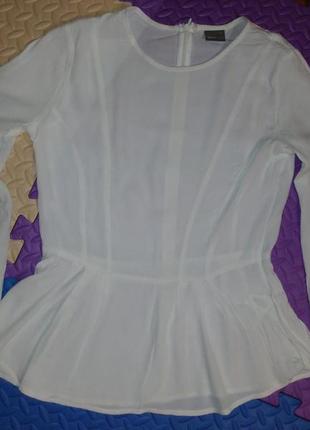 Вискозная блуза с баской1 фото