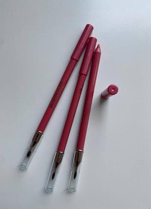 Олівець для губ collistar professional lip pencil відтінок 28  рожевий відтінок з шиммером, стійкий