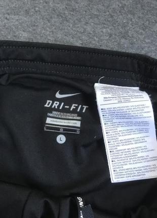 Спортивные беговые шорты nike dri fit4 фото