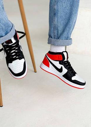 Кросівки nike air jordan retro 1 black/red/white2 фото