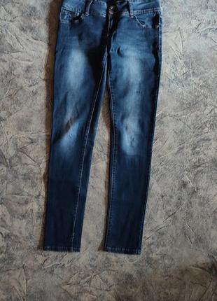 Джинсы 30 гг.