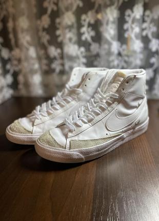 Кросівки nike w blazer mid 77 se white3 фото