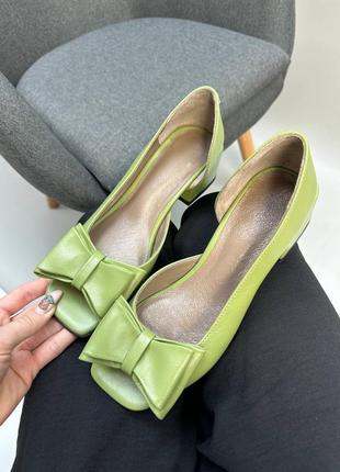 Эксклюзивные туфли из итальянской кожи и замши женские на каблуке с бантиком7 фото