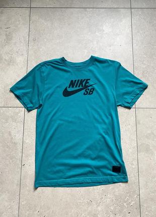 Мужская футболка nike sb