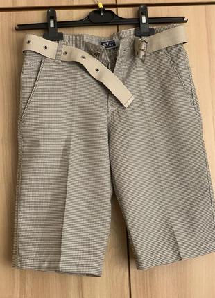 Шорти, капрі