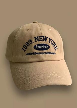 Стильна кепка бейсболка унісекс декор вишивка new york колір бежевий (55-60)