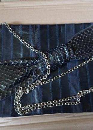 Клатч кожаный на цепочке