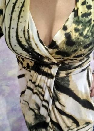Платье,на груди красиво камни swarovski3 фото