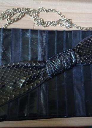 Клатч кожаный на цепочке