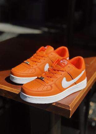 Женские кроссовки nike air force 1 low orange / smb8 фото