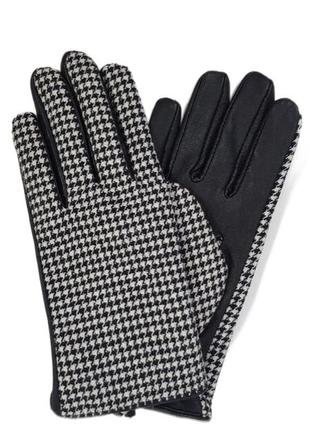 Красивые комбинированные перчатки на флисовом утеплителе primark кожа + текстиль