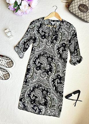 Платье в орнамент, платье в огурцах, платье на поясе и с красивым декольте