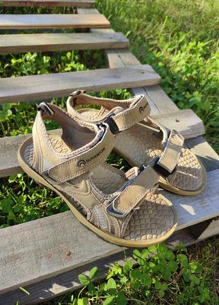 Шкіряні босоніжки сандалії спортивні