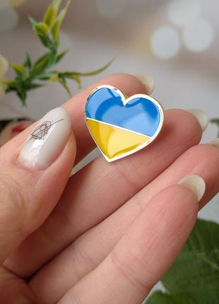 Значок, пін, брошка седце україни жовто-блакитне4 фото