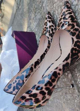 Лакові туфлі з натуральної шкіри sasha fabiani2 фото