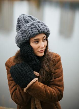Женская зимняя шапка из нануральной шерсти мериноса. вязанная теплая шапка8 фото