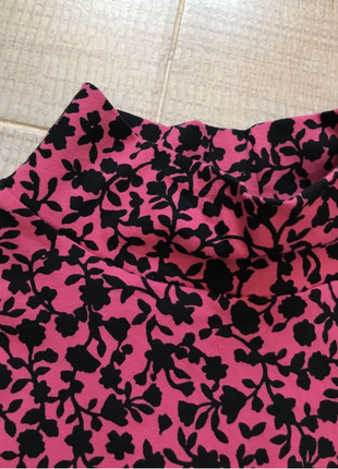 Модный приталеный гольф, с воротом стойка и цветочным принтом, marks & spencer. 38, 40 евро6 фото