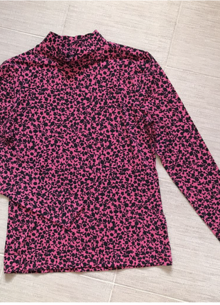 Модный приталеный гольф, с воротом стойка и цветочным принтом, marks & spencer. 38, 40 евро4 фото