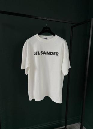 Якісна футболка з принтом jil sander стильна біла