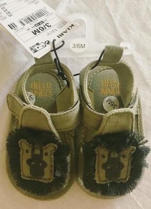 Сандалі босоніжки kiabi 3-6 місяці кольори зелений хакі