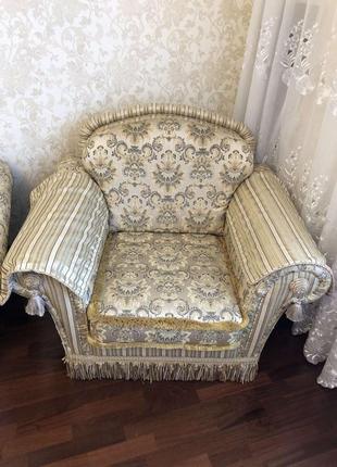 Диван та крісло