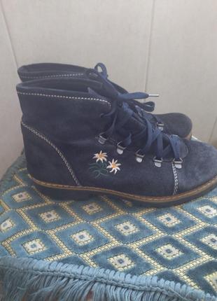 Ботинки замш синим с цветочком размер 401 фото