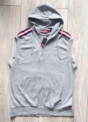 Безрукавка pierre cardin