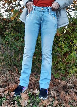 Бунтарские голубые джинсы, низкая посадка4 фото