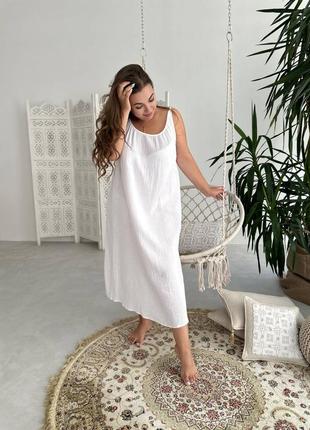 Стильное классическое классное красивое хорошенькое удобное модное трендовое простое платье сарафан черный белый муслиновый длинный макси9 фото