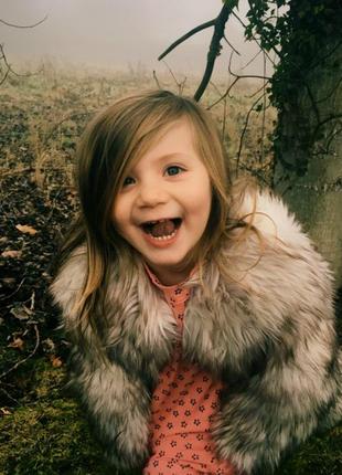 Очаровательная шубка для малышки от mothercare