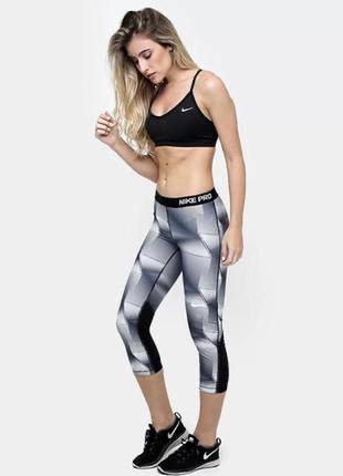 Спортивные укороченные лосины с высокой посадкой в принт от nike pro капри бриджи