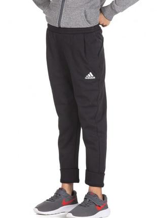 Спортивные штаны adidas