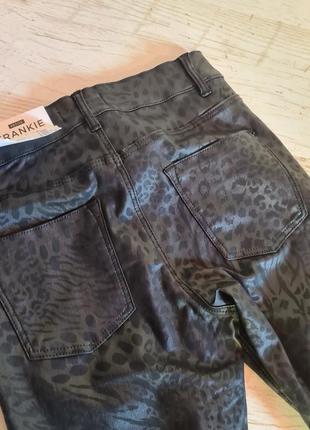 Оригинальные брюки джинсы скинни с напылением dorothy perkins9 фото